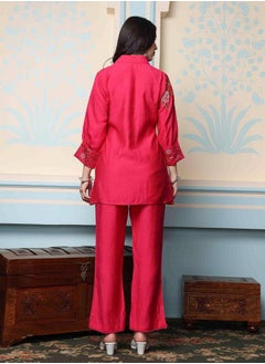 ISHIN Embroidered Longline Shirt and Trousers Co-Ords by Styli  - Image 4