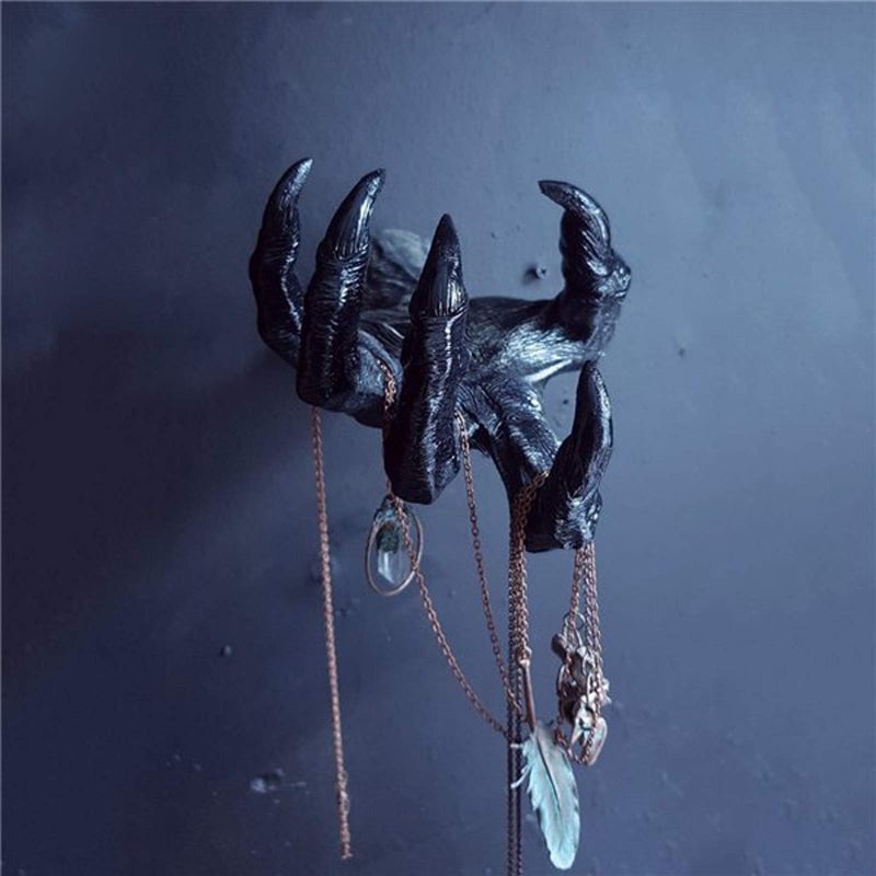 DYFCNP Halloween Witch Hand Key Holder Wall Mounted Hooks- Spooky Gothic Home Decor for Kitchens Bedrooms - Multifunctional Hooks Decorations Hanging Keys Jewelry - Image 1