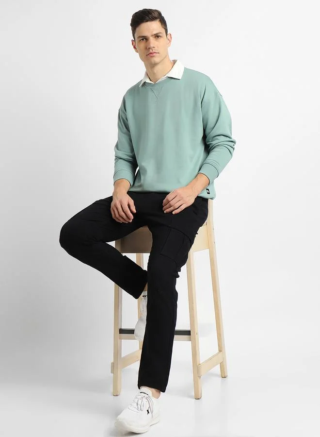 Dennis Lingo Relaxed Fit Solid Sweatshirt with Dropped Shoulder