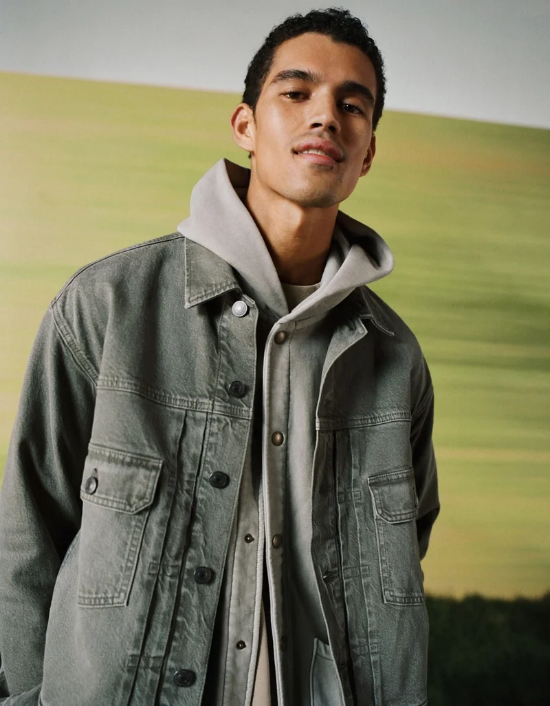 American Eagle  AE Slim Fit Denim Trucker Jacket for Men | Best Price UAE