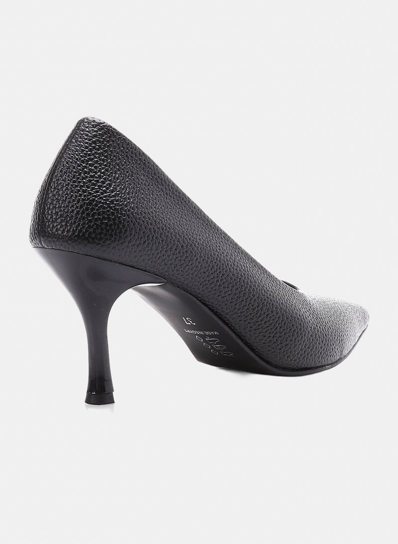 ICE CLUB Women's Pointed Toe Heel – Pebble-Grain Textured - Image 3