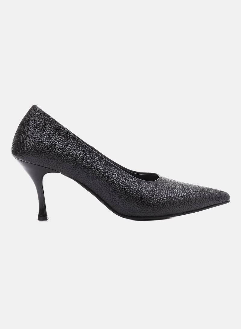 ICE CLUB Women's Pointed Toe Heel – Pebble-Grain Textured - Image 2
