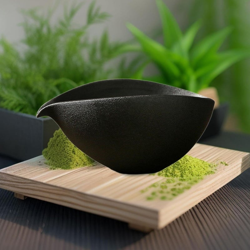 JISADER Matcha Bowl with Spout Handcrafted Pouring Spout Matcha Accessory, Porcelain Tea Bowl for Japanese Matcha Preparation Friends, black - Image 3