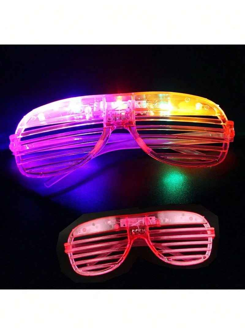 زينه اعياد ميلاد نظارات ضوئية مجموعه من 5 قطع بالوان عشوائيه بتصميم بإضاءة LED مناسبه لحفلات اعياد الميلاد ، المهرجانات ،التخرج و جميع المناسبات الخاصه - Image 4