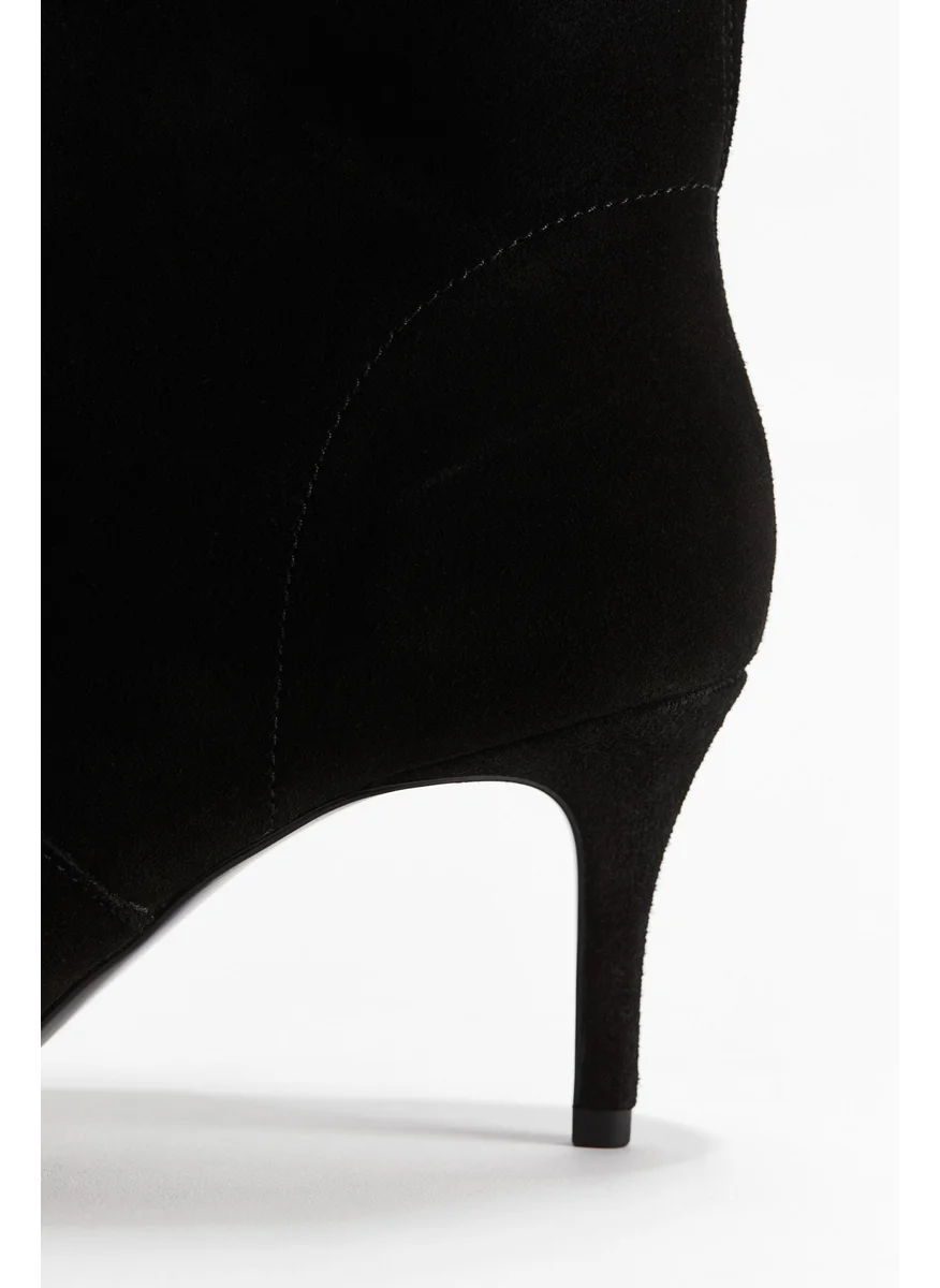 اتش اند ام Knee-High Suede Boots