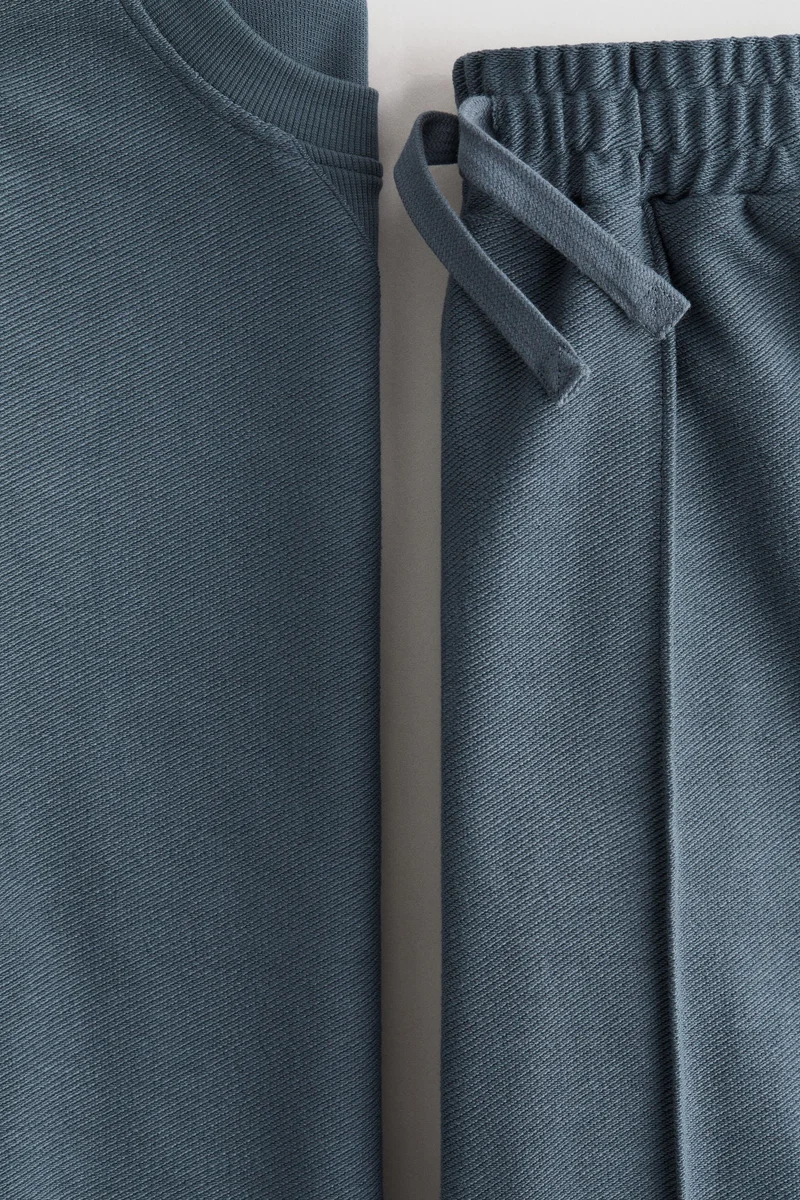 H&M 2-piece textured sweatshirt set