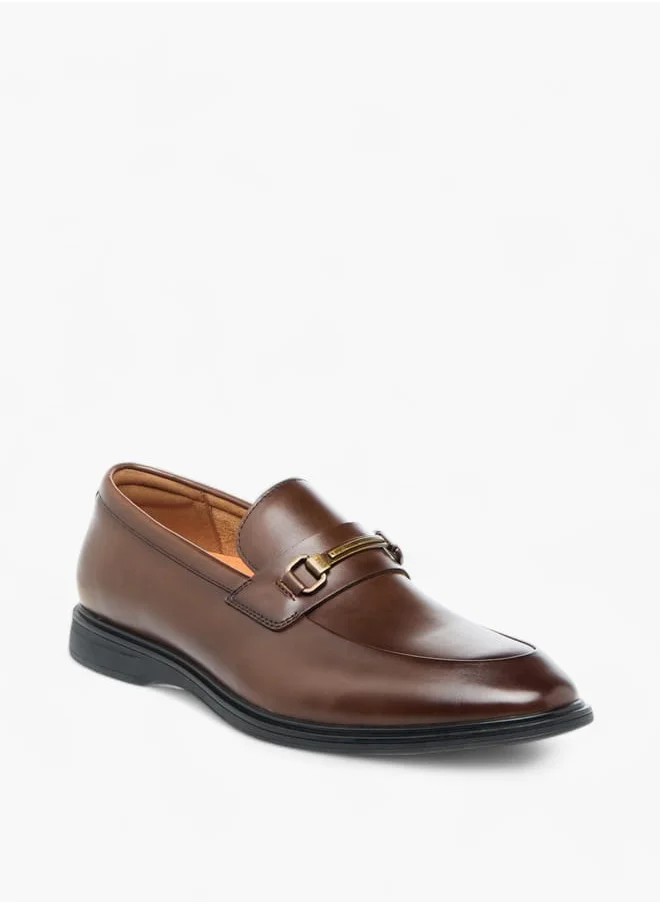 لو كونفورت Mens Solid Slip-On Loafers With Metal Accent