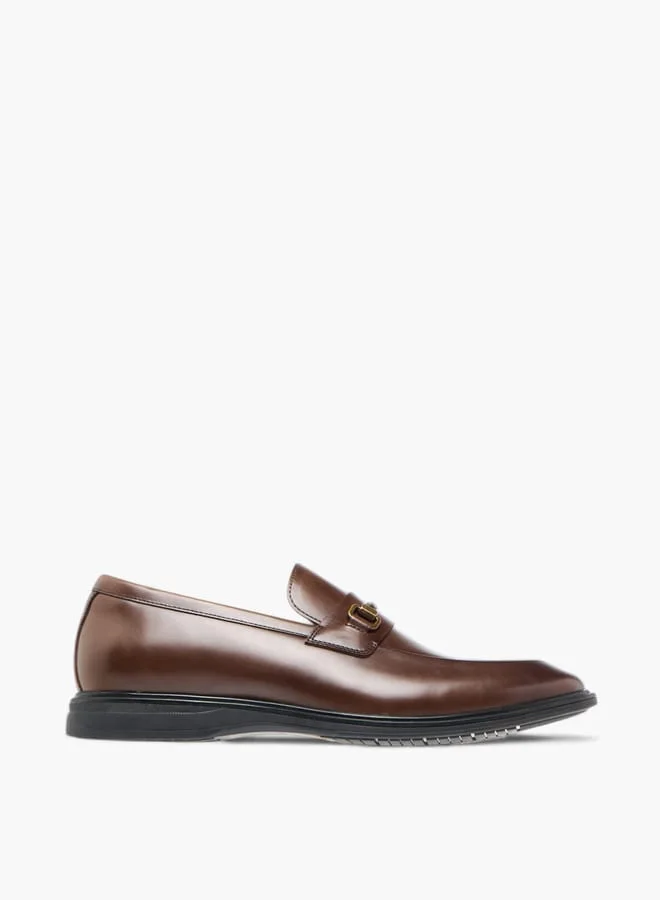 Le Confort Mens Solid Slip-On Loafers With Metal Accent