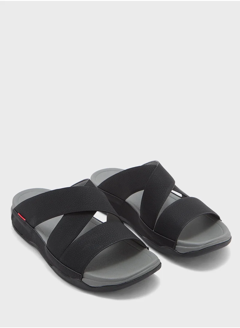 روبرت وود Arabic Sandals