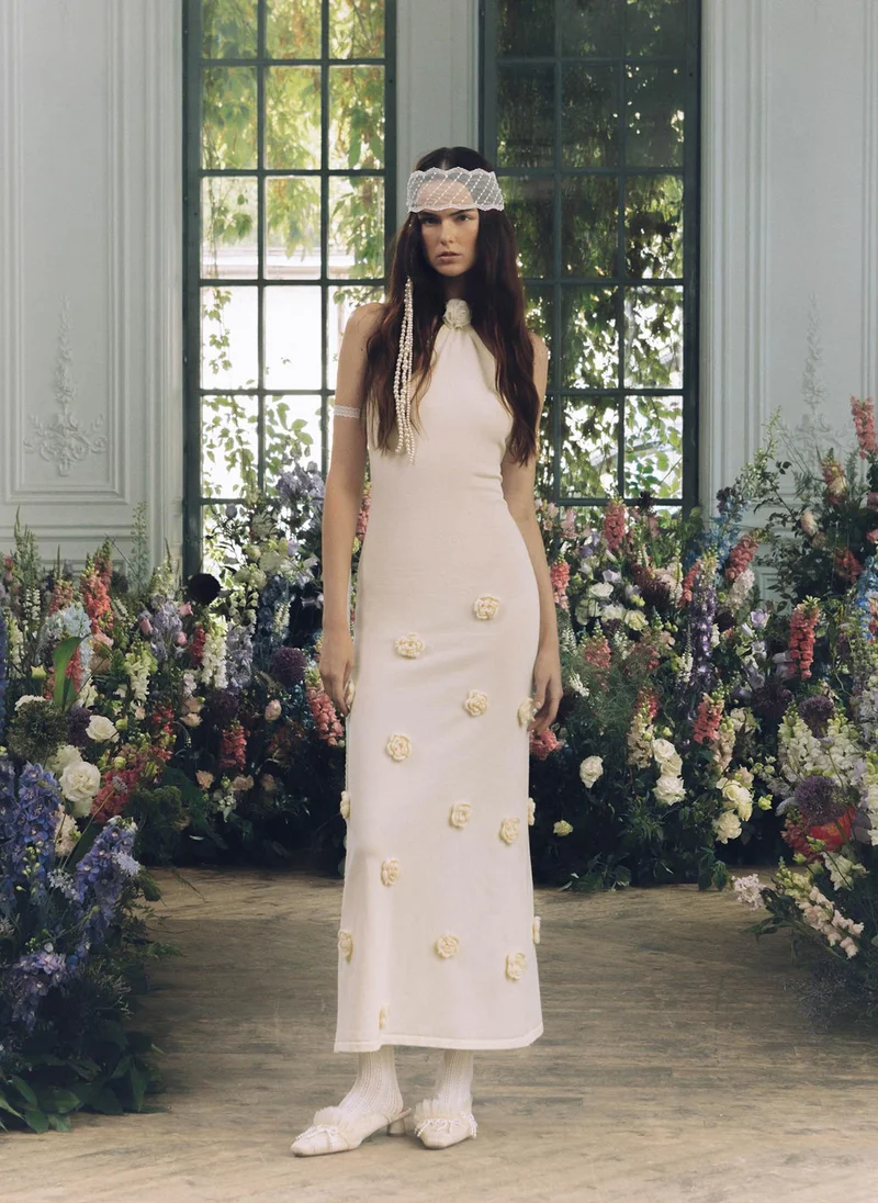Lichi Jersey maxi dress with knitted flowers on the skirt