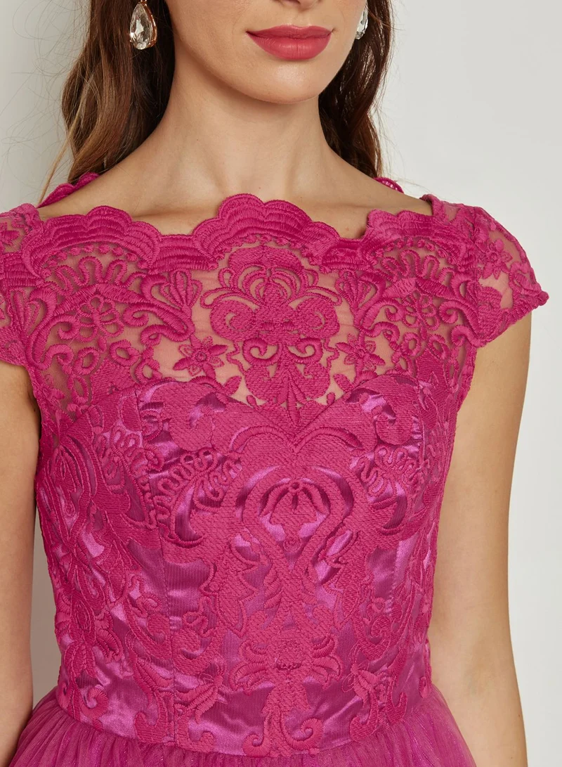 chinese dress ladies Chi Chi Bardot Premium Lace Dip Hem Dress in Red, Size 8