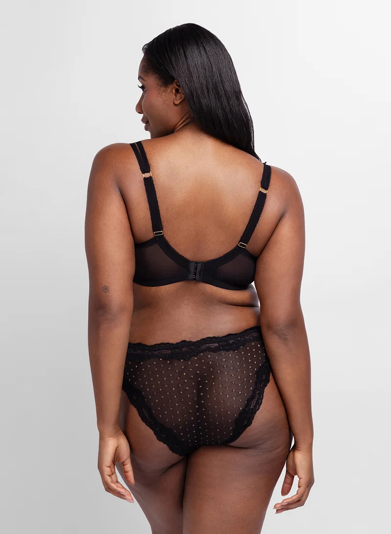 Dorina BRIEF