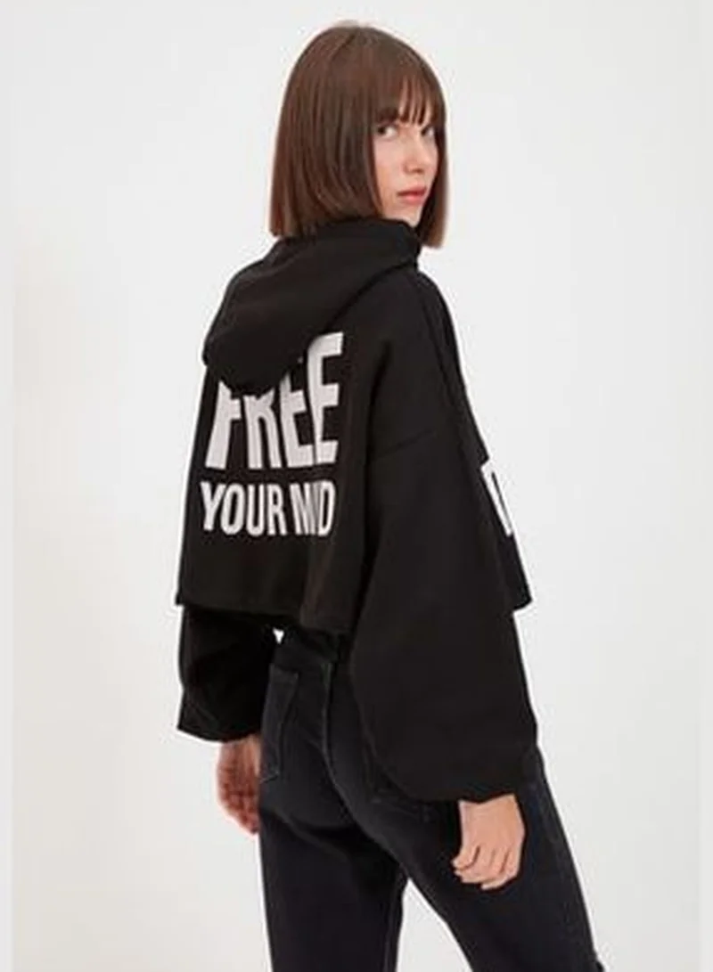 trendyol Black Printed Hoodie and Knitted Sweatshirt with Fleece Inside TWOAW22SW0725