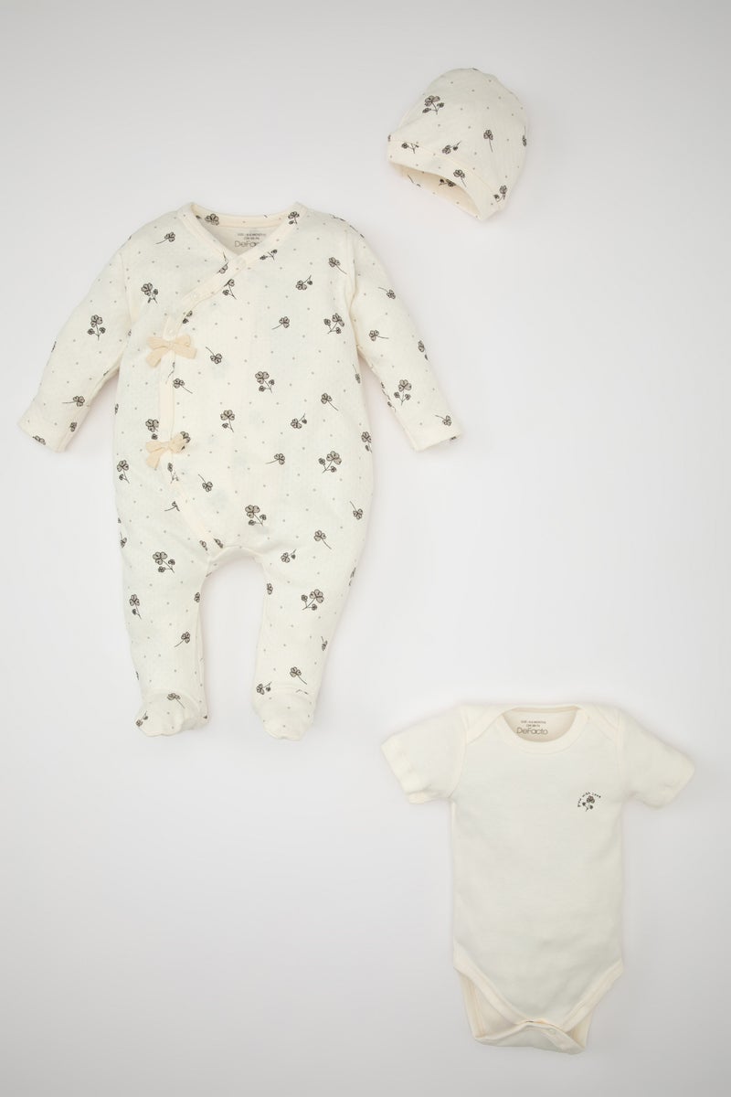 DeFacto Baby Girl Newborn Printed Snap Romper Snap Body Hat 3 Piece Set - Image 1
