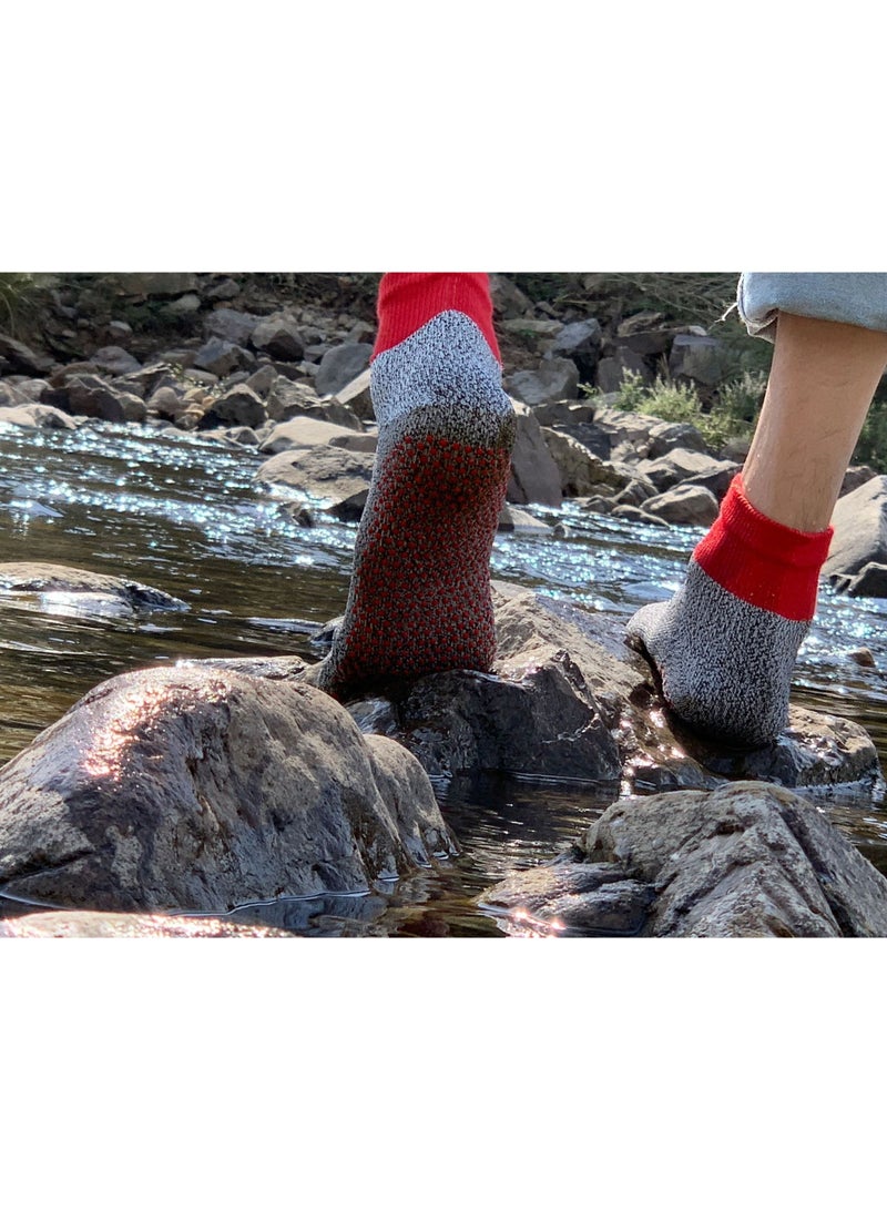 Level 5 Cut-Resistant Socks, Outdoor Protective Five-Toe Socks, Beach Anti-Slip Socks with Adhesive（One size）  - Image 3