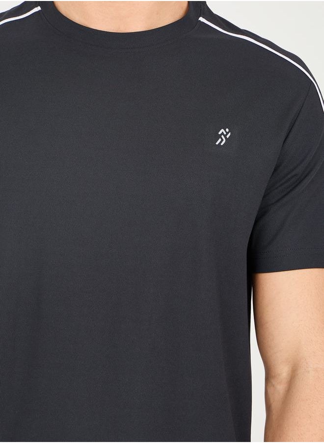 Styli Micro Pique Knit Contrast Overlock Seam Workout T-shirt  - Image 4