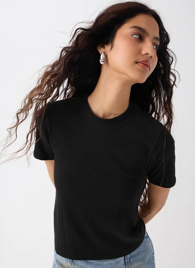ذا سوليد ستور The Souled Store Black Women Round Neck Solid Regular Fit T-Shirt