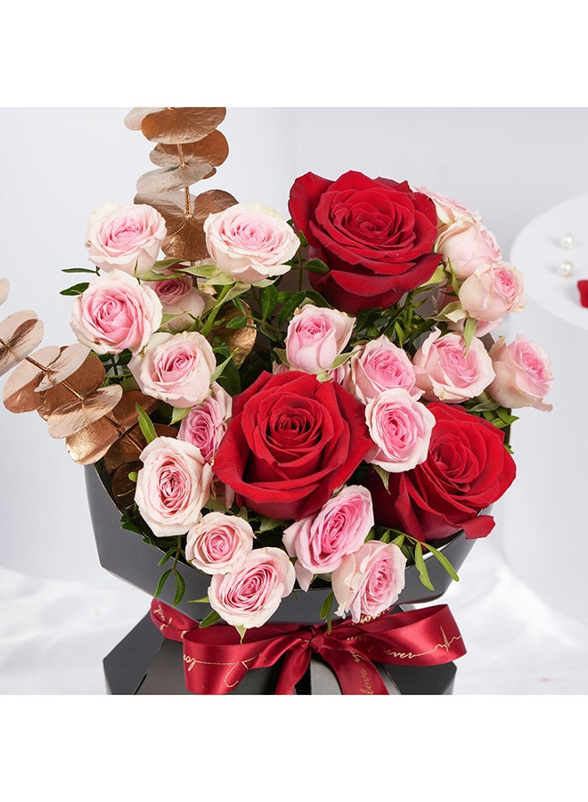 Ferns N Petals Red n Pink Love Roses Bouquet - Image 3
