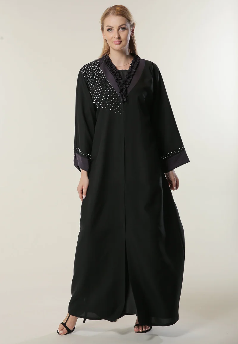 Moistreet Embroidered Pleated Collar Abaya
