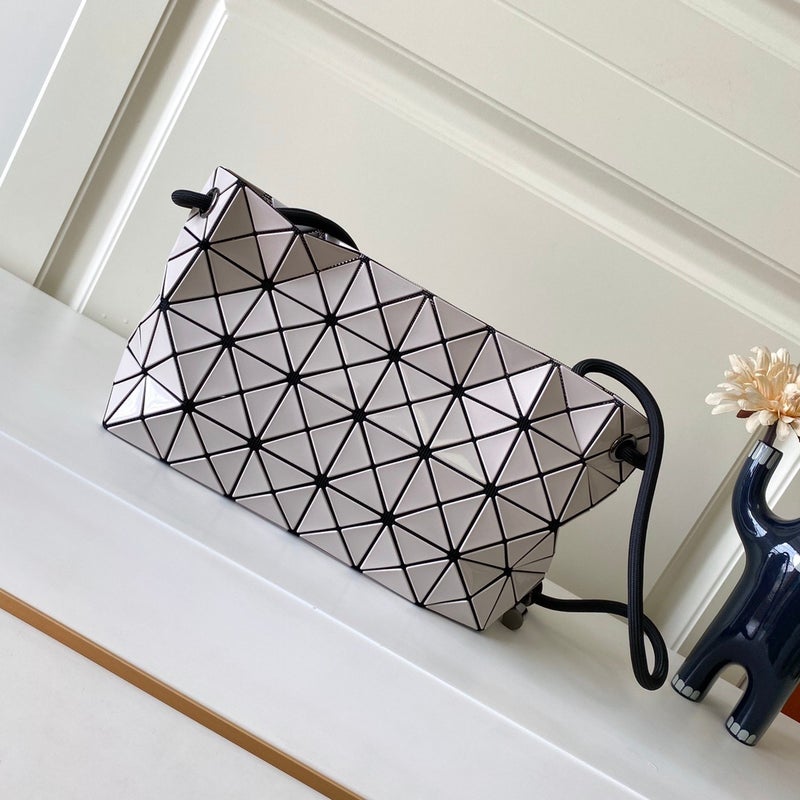 Japanese Original Stitching Tofu Bag Geometric Diamond Bag Mobile Phone Key Cosmetic Bag Shoulder Hand Crossbody Women'S Bag - Image 3