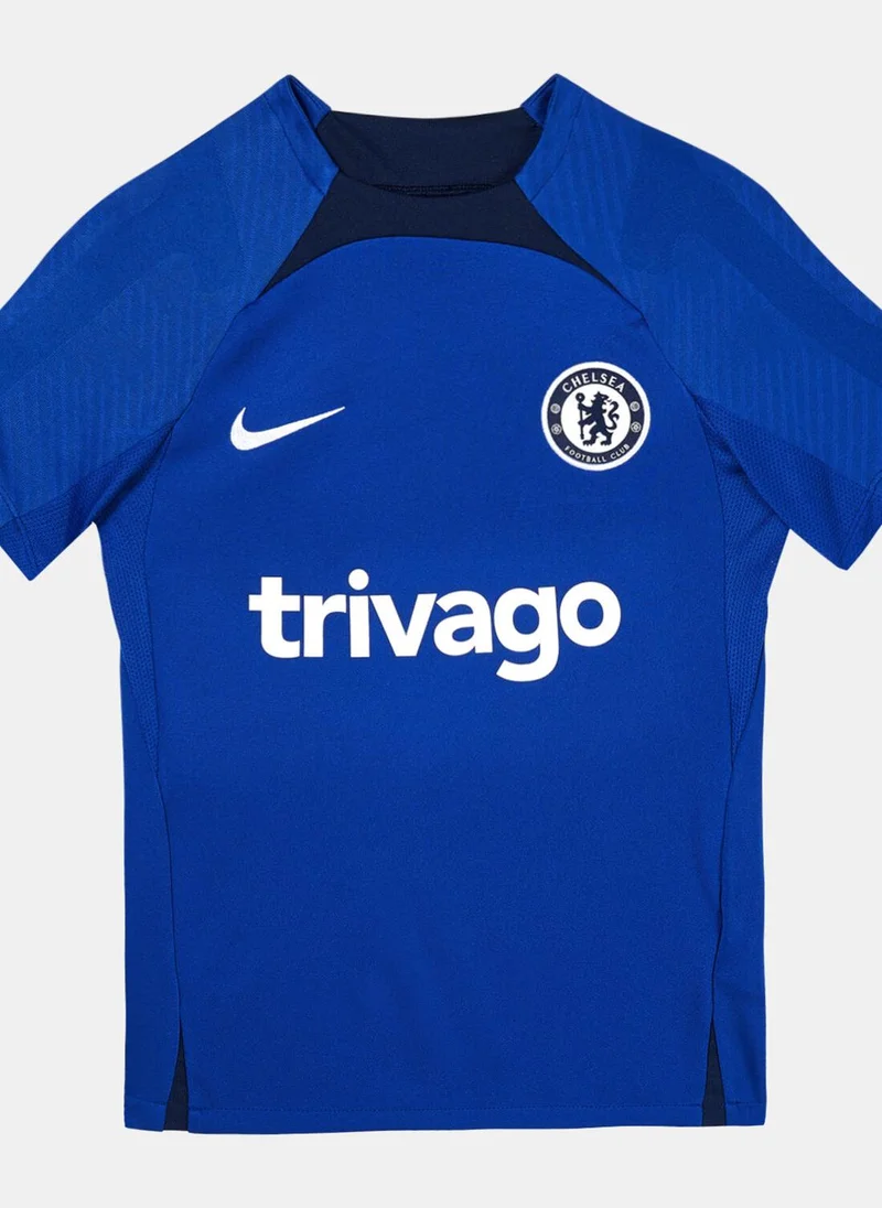 Nike Kids’ Chelsea F.C. Strike Dri-FIT Football T-Shirt (Older Kids)