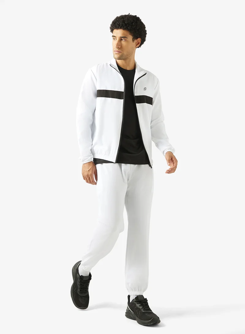 فورورد بدلات رياضية بشعار