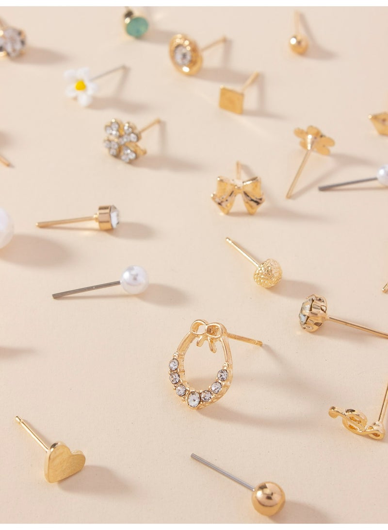 لوميا مجموعة من 30 زوجًا من أقراط الأذن المرصعة باللؤلؤ الصناعي الملون بتصميمات قلب وزهرة وفراشة، مطلية بالذهب، مجوهرات مضادة للحساسية للنساء والفتيات للارتداء اليومي - Image 5