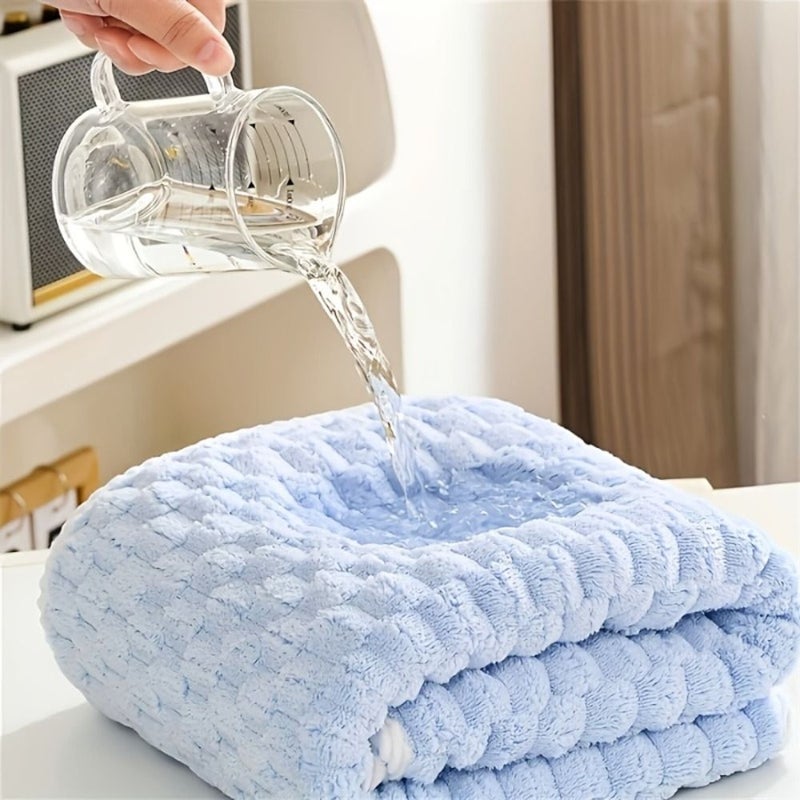 White Quick Dry Microfiber Waffle Bath Towel for Spa Travel - Image 5