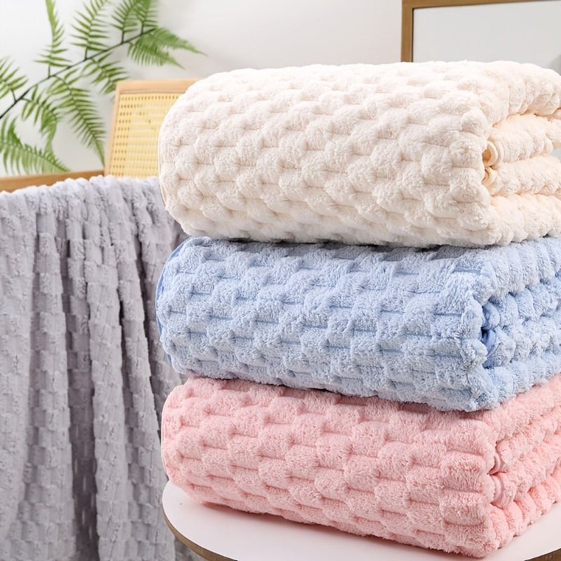 White Quick Dry Microfiber Waffle Bath Towel for Spa Travel - Image 2