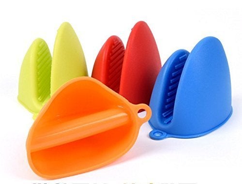 RKPM HOMES RKPM HOMES Set of 2 Silicone Pinch Grip Mitten Oven Mitt Gripper Grip Kitchen Pot Holder Utensil Tool 2 Pcs Multi Color  - Image 2