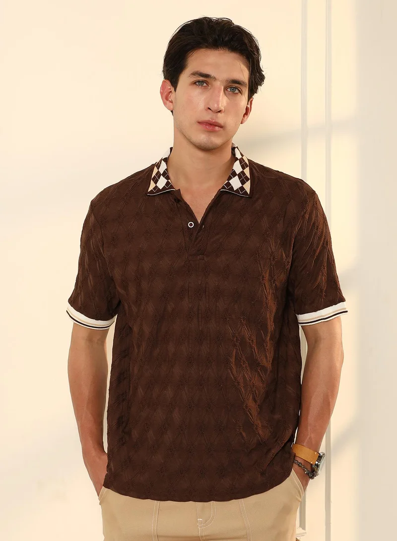 كامبوس سوترا Campus Sutra Men's Chocolate Brown Block Argyle-Knit Polo T-Shirt | Textured Knit Design with Argyle Pattern Collar | Cotton-Blend Fabric for Casual & Street Wear | Regular Fit & Breathable Material