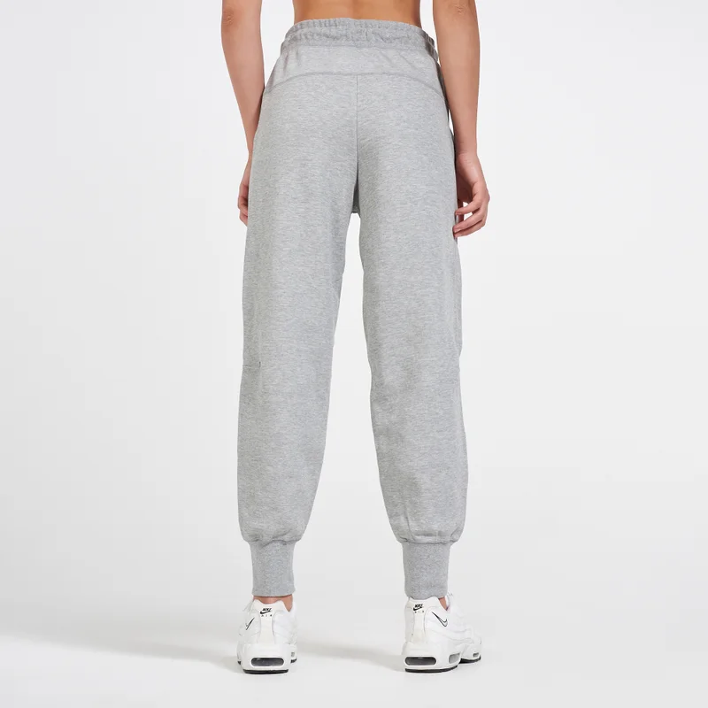 نايكي بنطال سبورتسوير تك فليس للنساء