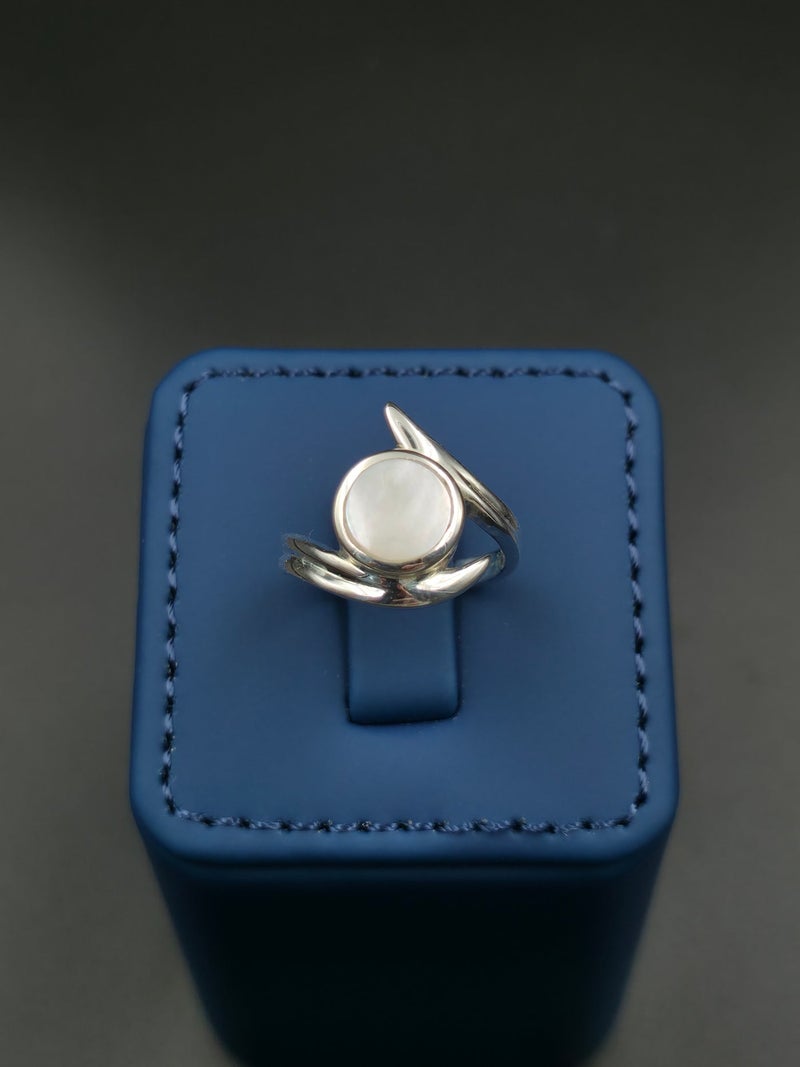 Kanira Premium 925 Sterling Silver Sunburst Pinwheel Ring with Pearl | Minimalist Ring for Women | KANIRA | Size 7 - Image 2