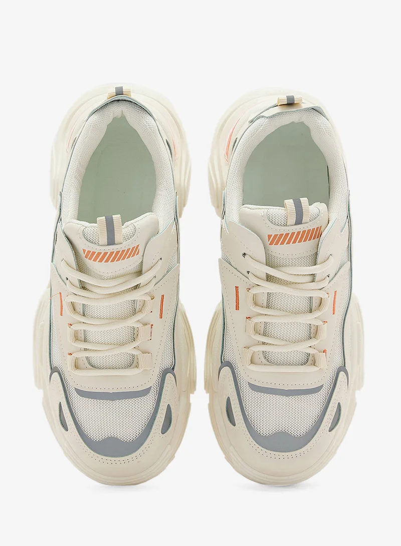 جينجر سنيكرز متعدد الألواح بتصميم سميك