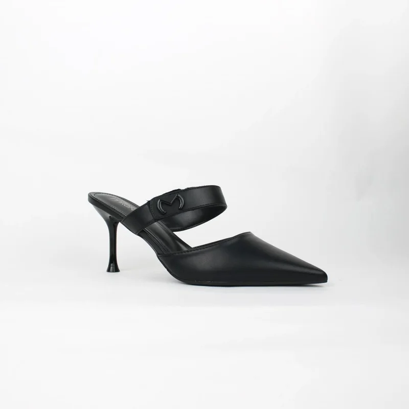 ميلانو لكسلي مولز