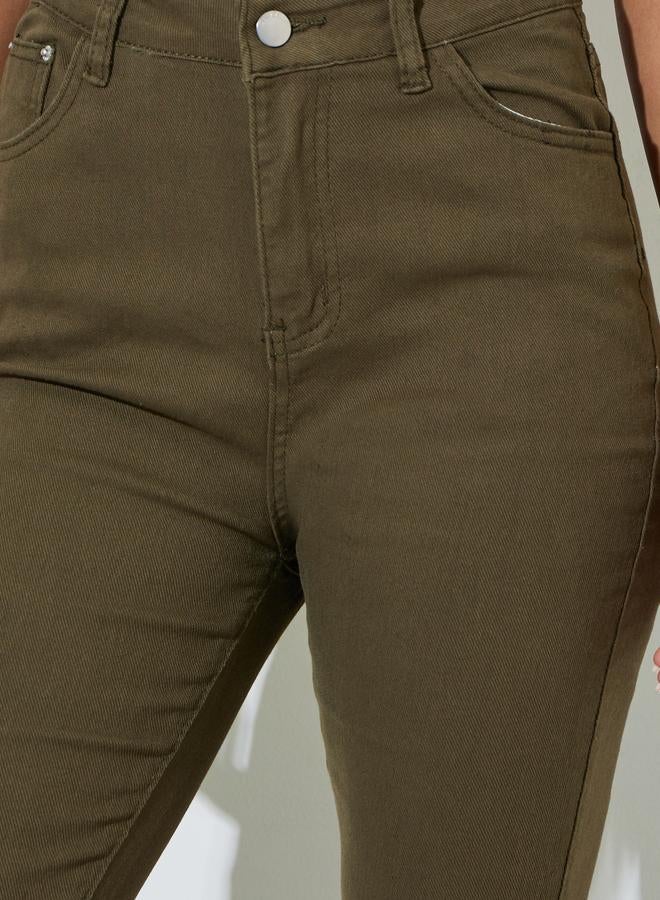 Styli Khaki Solid Mid-Rise Flare Jeans - Image 3