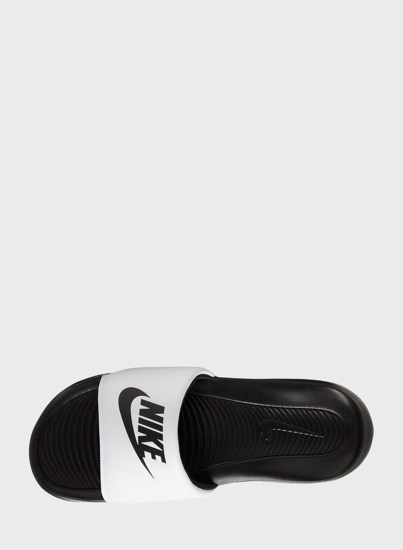 Nike Victori One - Image 4