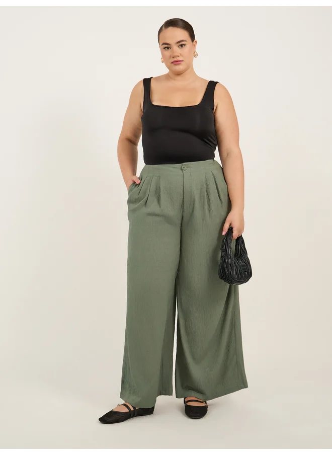Styli Styli Plus Size Pleated Wide Leg Pants