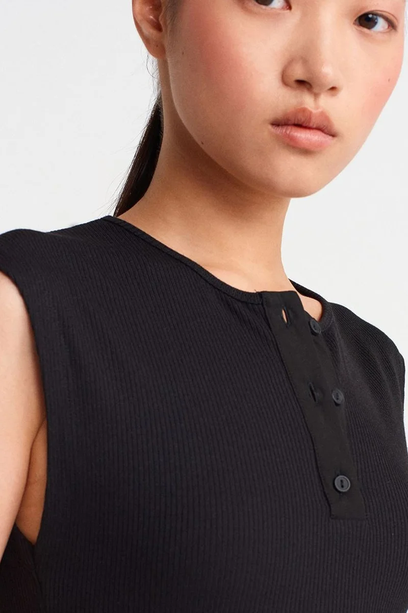 Dilvin Black DILVIN Sleeveless Ribbed Button-Front Blouse for Women | Best Price UAE