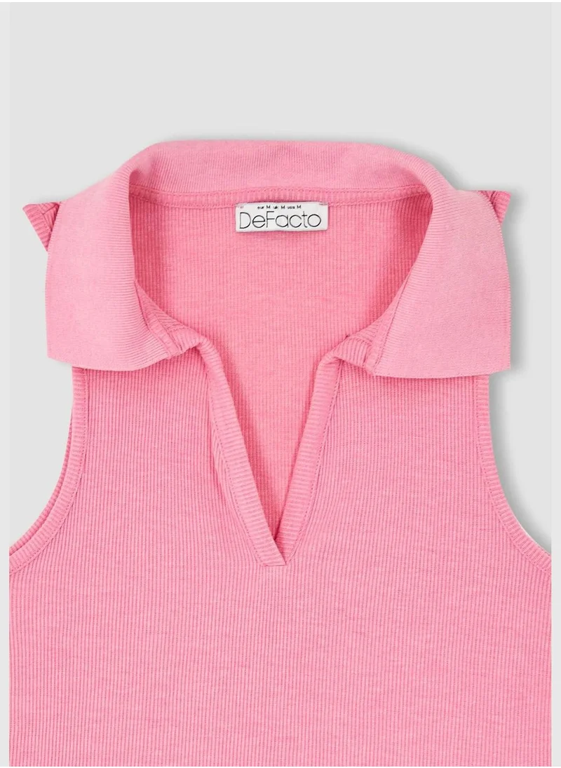 ديفاكتو Slim Fit Sleeveless Crop Top