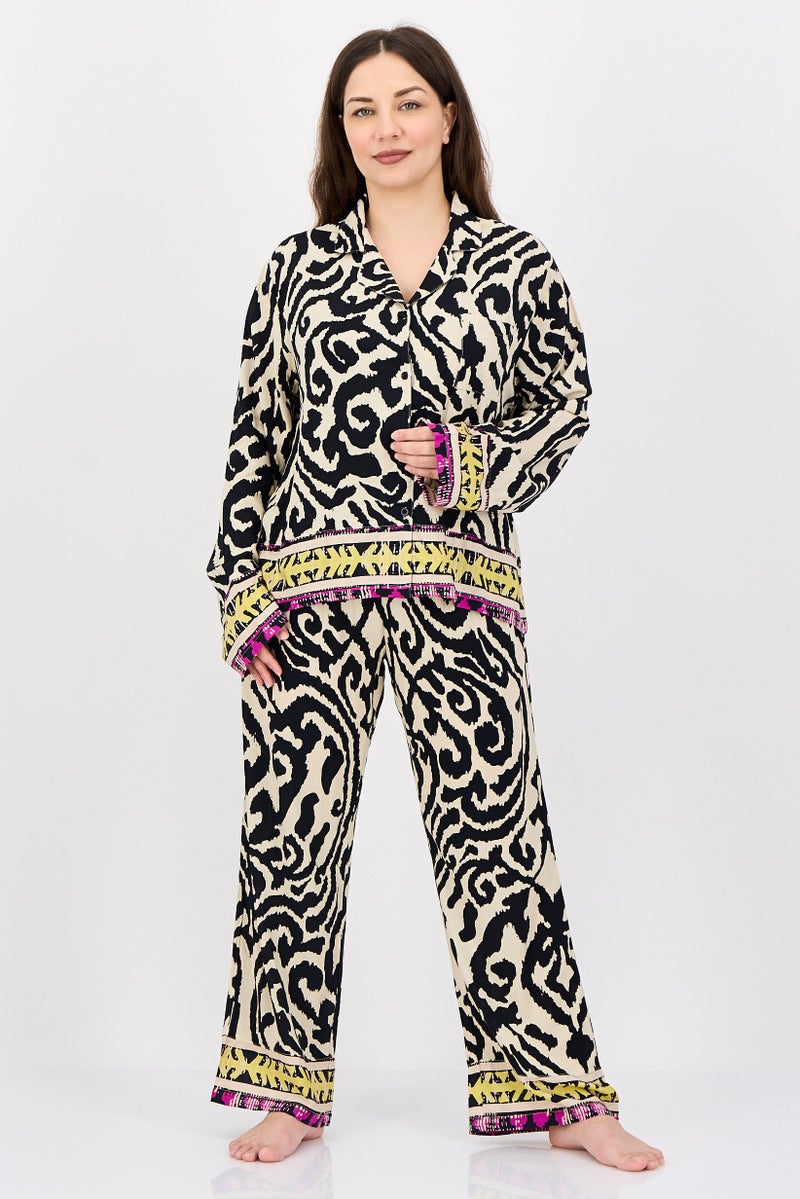bebe Women 2Pcs Animal Print Pajama Top And Bottom Set, Multicolor - Image 1