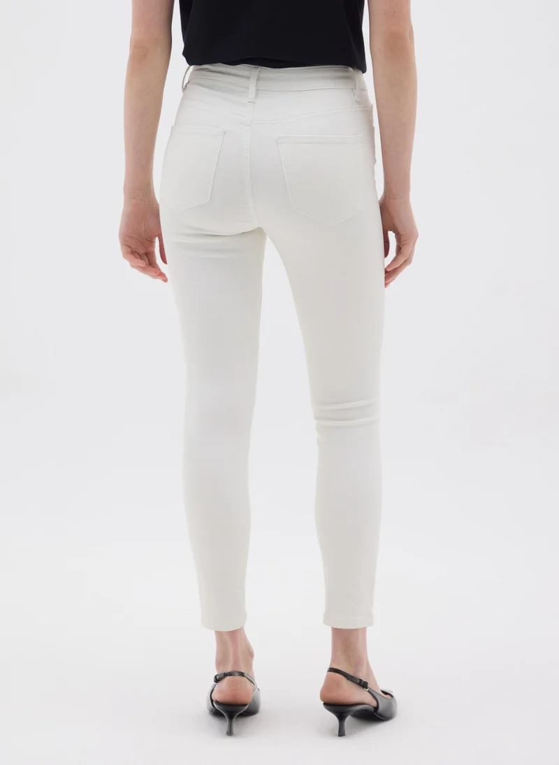 او في اس WOMEN'S WHITE SKINNY FIT DENIM JEANS