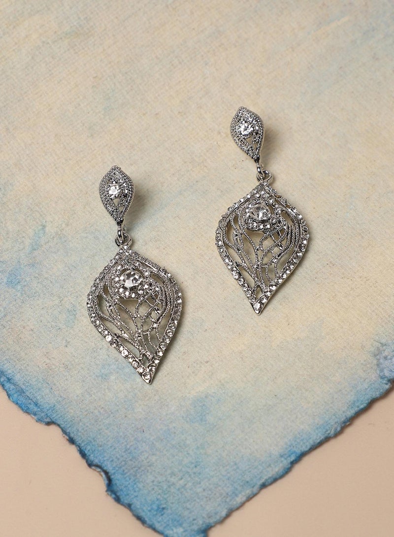 SOHI Intricate Leaf Artificial Drop Earring Jewellery - Image 5