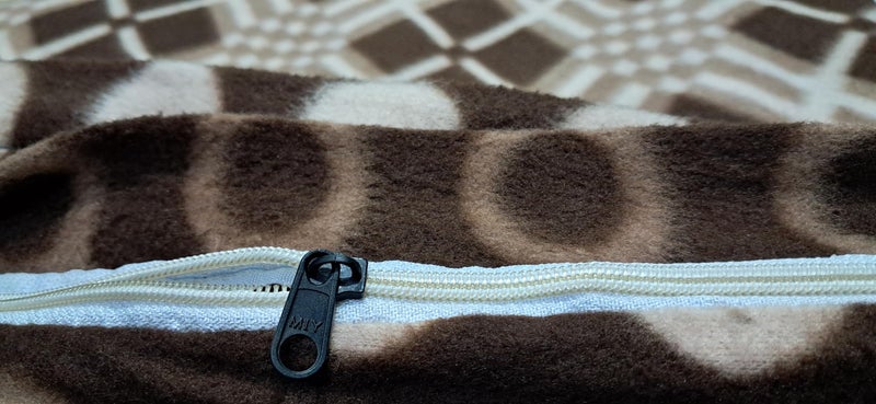 CHANDRAVATI Single Bed ||Fleece|| Quilt Cover/Duvet Cover/Rajai Cover/Blanket Cover for Winters (CC-Brown, 60x90) - Image 4