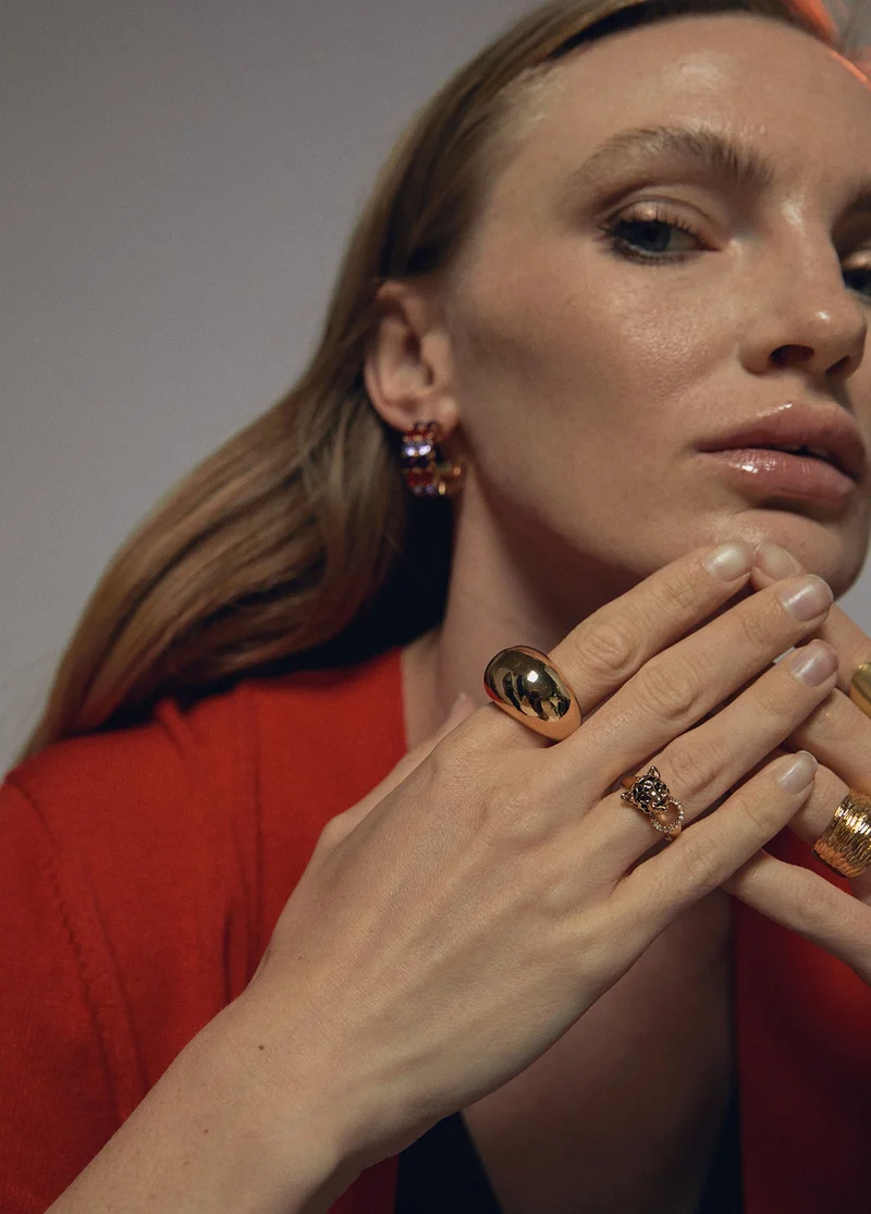 Lola Casademunt Oval signet ring