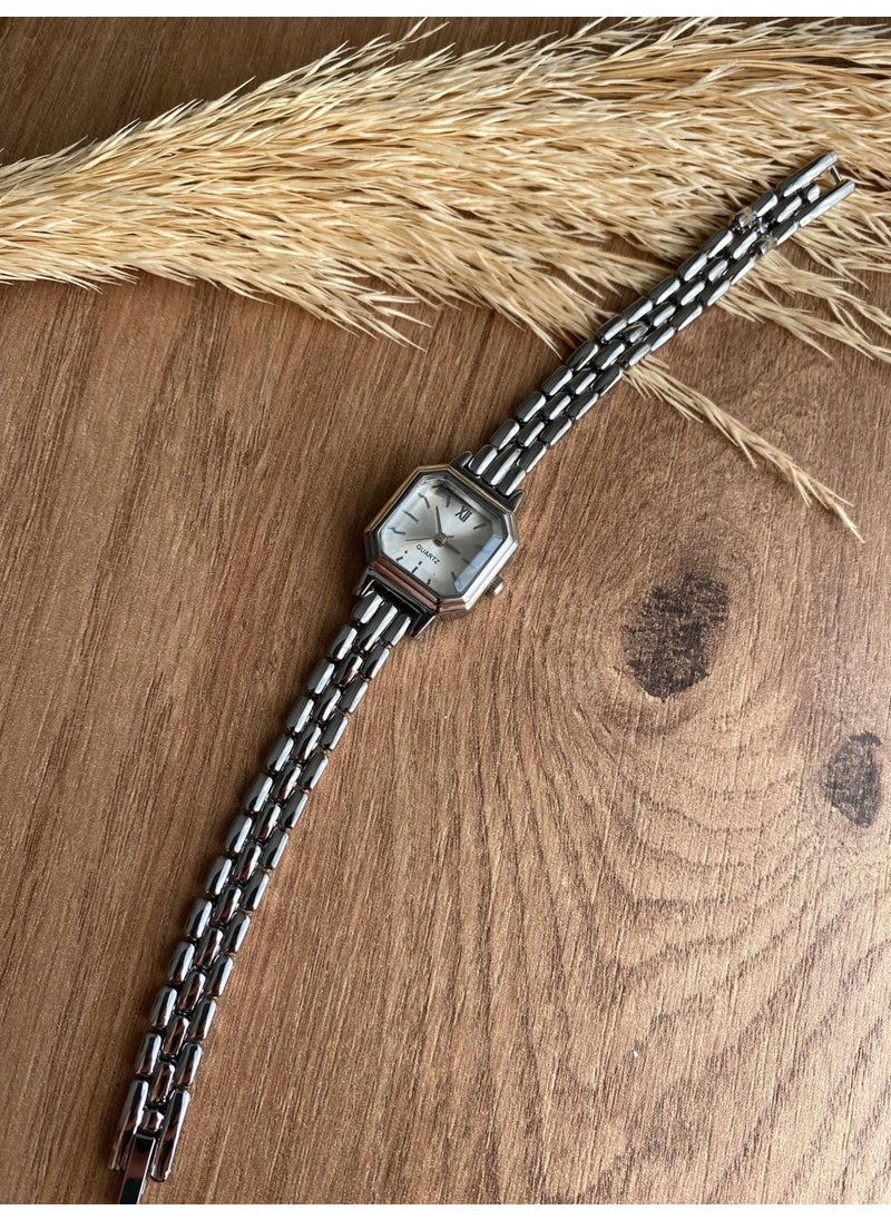 QUARTZ Bs Still Minimal Vintage Retro Beaded Stone Model Silver  - Image 5