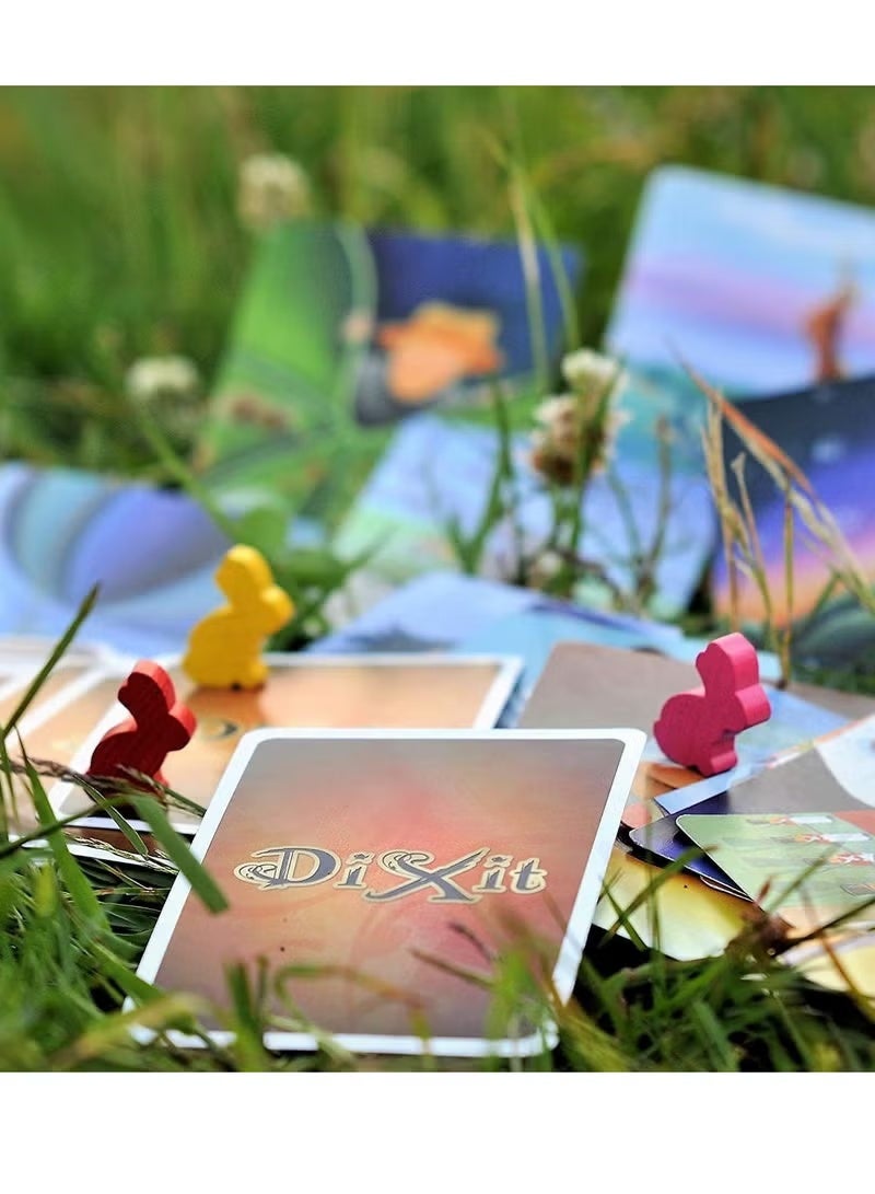 ديكسيت لعبة دكسيت - لعبة فائزة بجوائز تنمي الخيال والإبداع! لعبة سرد قصص ممتعة للعائلة تناسب الأطفال والبالغين، من 3 إلى 8 لاعبين، مدة اللعب 30 دقيقة - Image 5