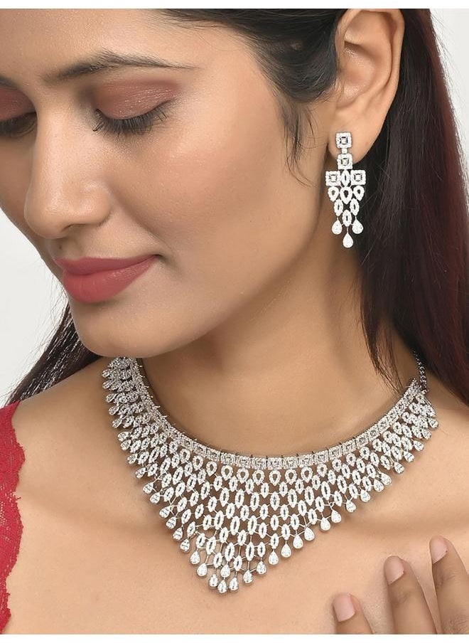 VOYLLA Sparkling Opulence Waterfall Jewellery Set  - Image 5