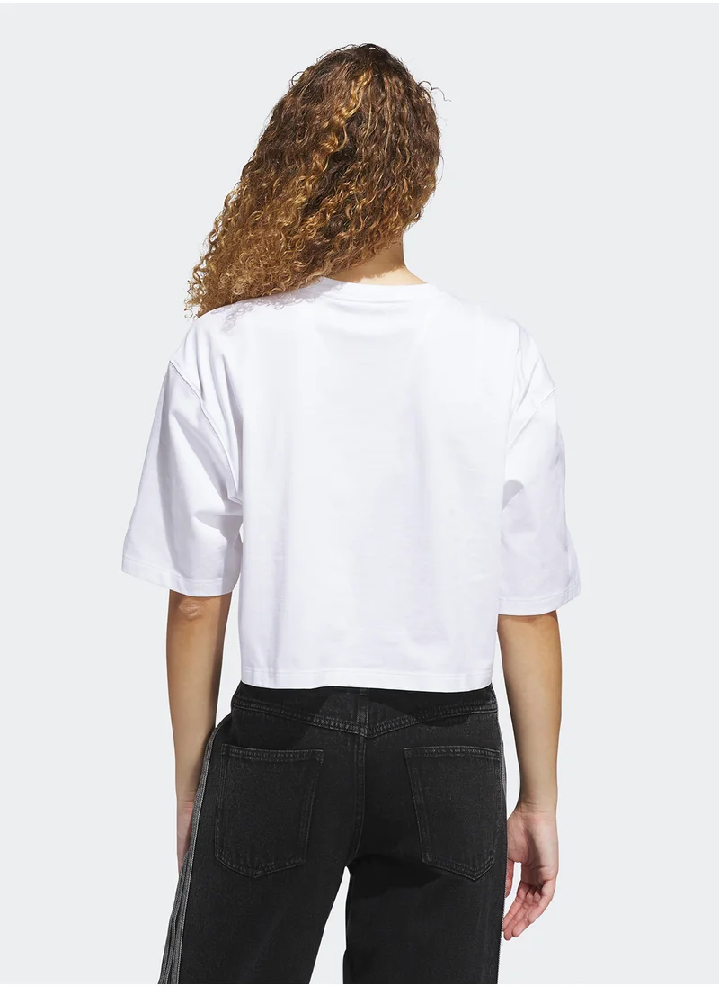 اديداس اوريجينالز Essential Crop T-Shirt