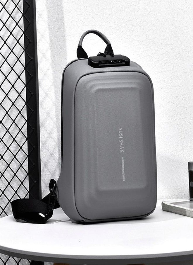 JENNY DESIGNER حقيبة ظهر RRK للجنسين بتفاصيل متباينة مع منفذ شحن USB - Image 3